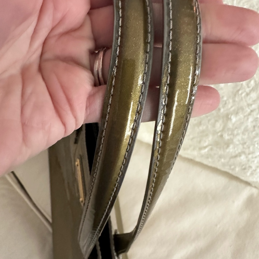 Louis Vuitton Green Reade MM Vernis Tote - Picture 5 of 9